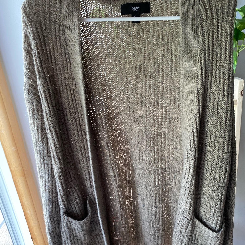 Cable knit cardigan